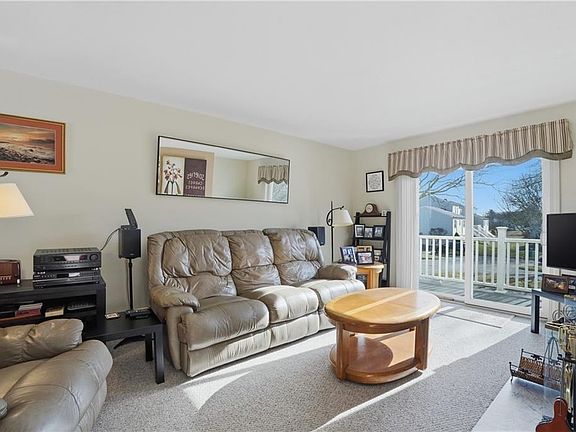 4th image of 1 Willow Glen Cir APT 106