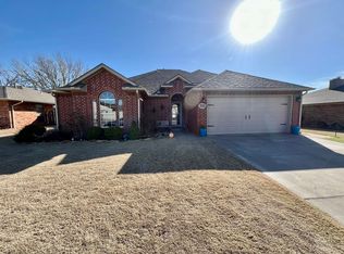 705 Deer Run, Enid, OK 73703
