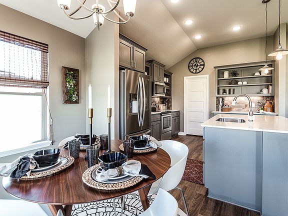 Edison- Canvas Collection