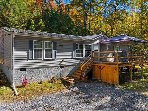 2nd image of 1464 Black Oak Dr