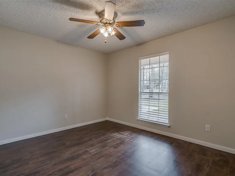 2460 Pebblebrook Cir — Photo 20