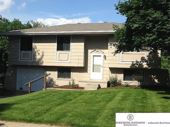 1st image of 7711 S 76th Ave