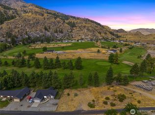 103 Golf Course Dr, Pateros, WA 98846