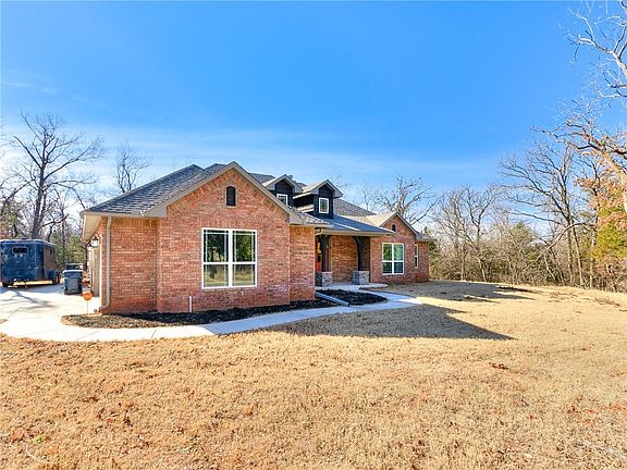 5th image of 17020 Winchester Ln