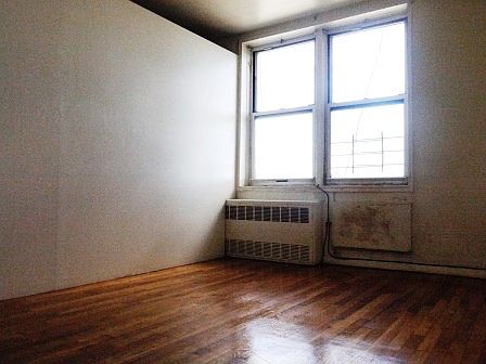 4th image of 250 E 29th St APT 4D