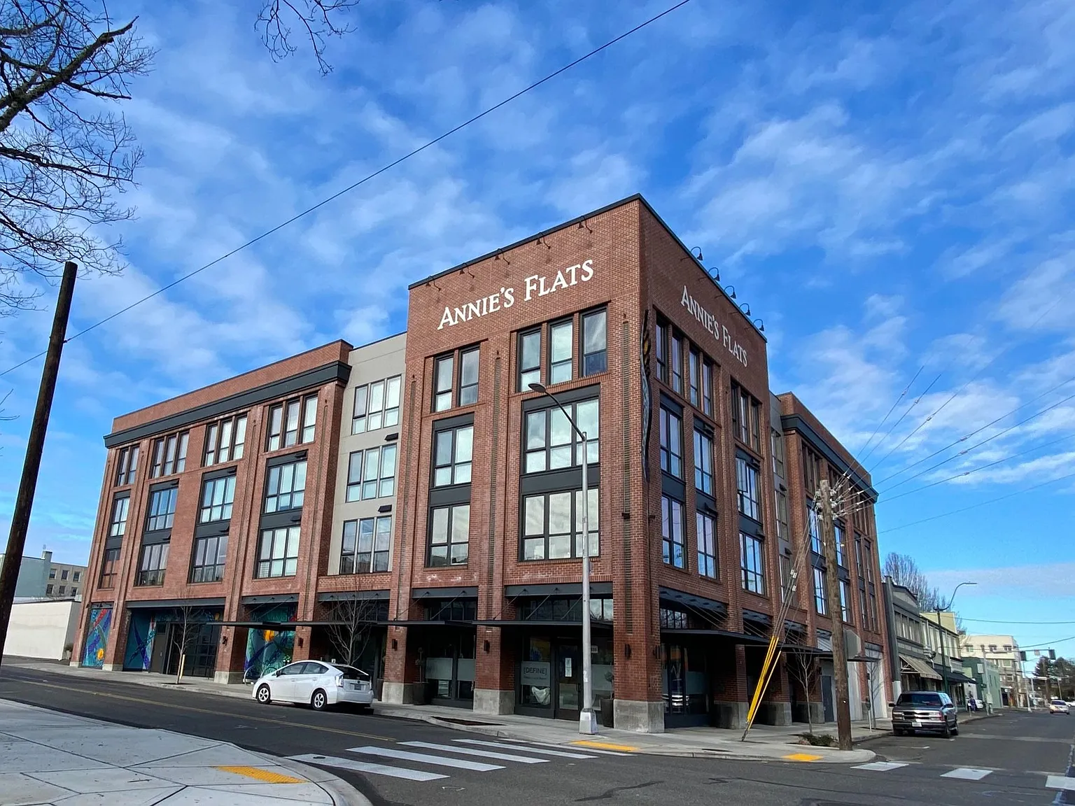 Annies Artist Flats — Photo 1