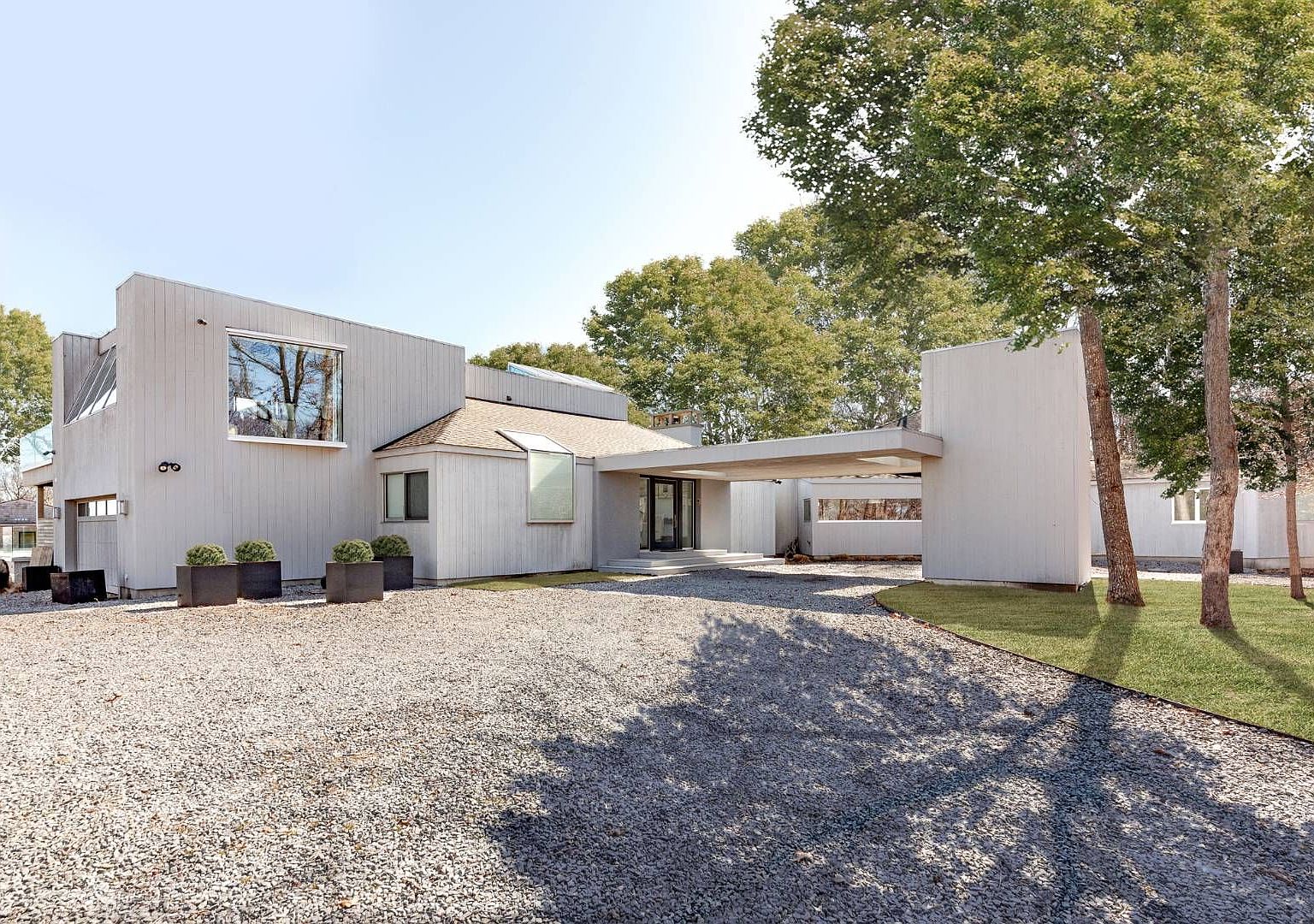 18 Hedges Banks Dr, East Hampton, NY 11937 Zillow