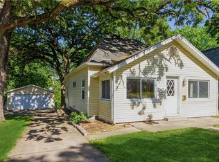 3911 SW 3rd St, Des Moines, IA 50315