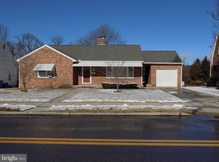1425 E Philadelphia St, York, PA 17403