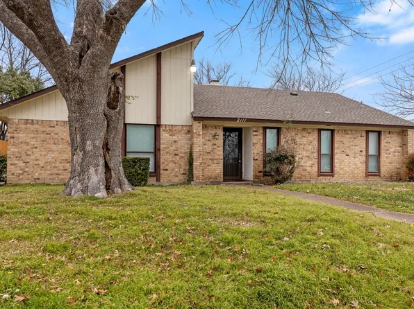 2111 Meredith Ln, Richardson, TX 75081