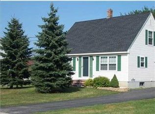 13 Alexander Dr, Biddeford, ME 04005