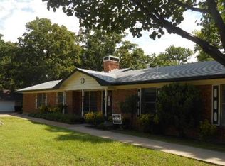 124 Waldman Dr, Gun Barrel City, TX 75156