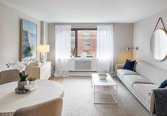 3rd image of 1325 5th Ave APT 3H
