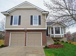 15203 W 152nd St, Olathe, KS 66062