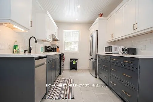 1074 Lakehurst Rd — Photo 17