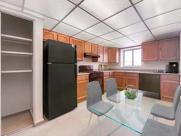 Chalfont Apartments — Photo 6