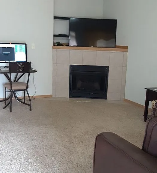 3902 S Timbercreek Ave — Photo 3
