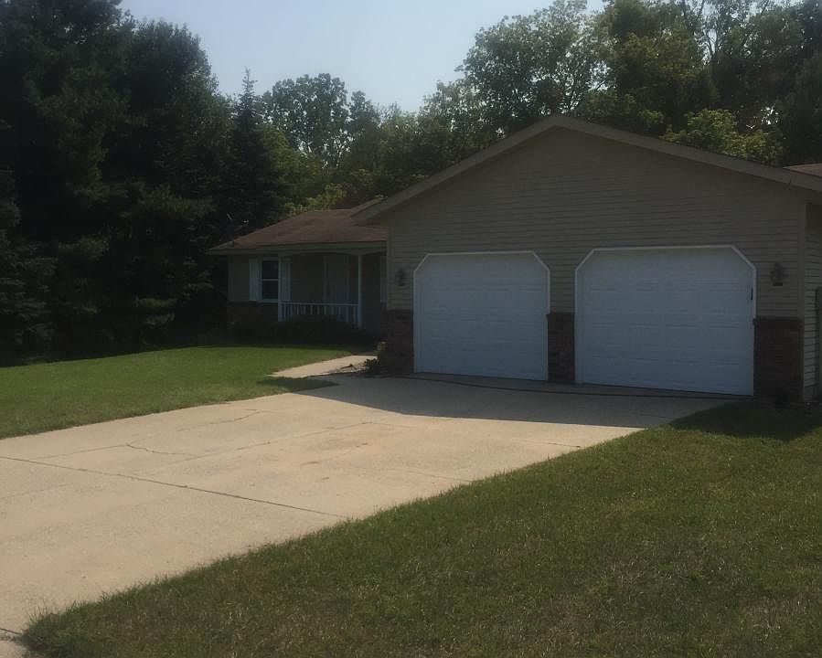 2nd image of 3064 Lowry Ct SE