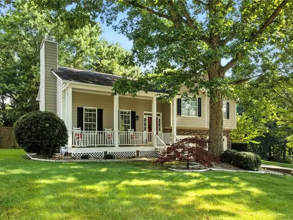 2995 Ivy Mill Dr, Buford, GA 30519