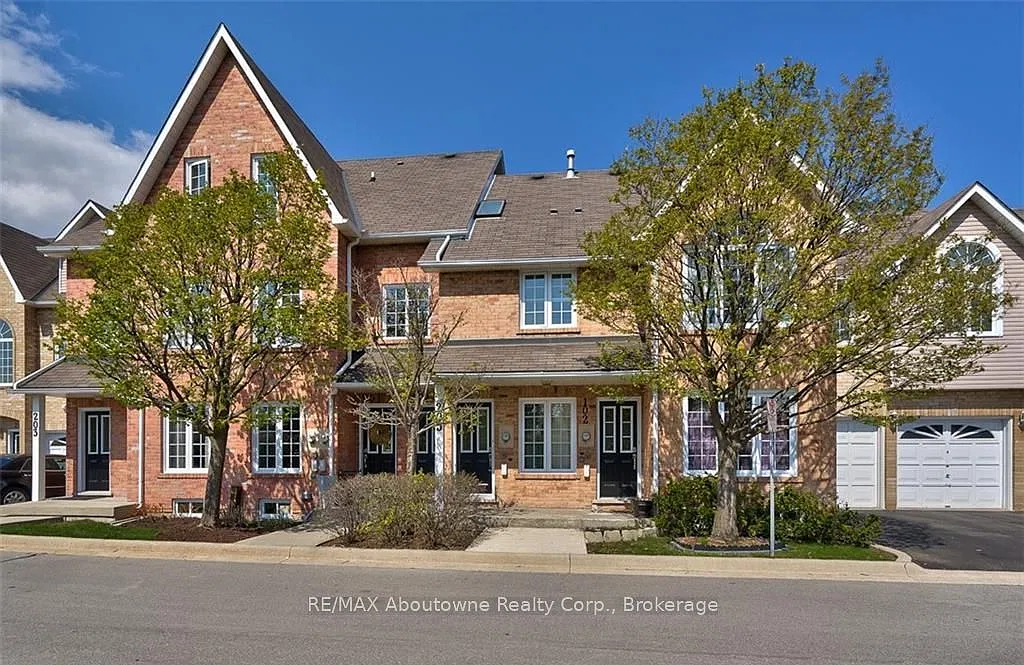 2 bed, $2,900 — Photo 1
