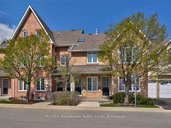 2075 Walkers Line #205, Burlington, ON L7M 4G7
