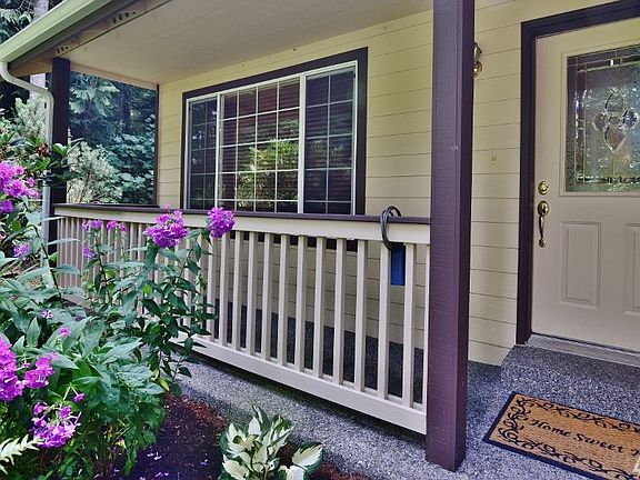 2nd image of 5959 NW Littlewood Ln