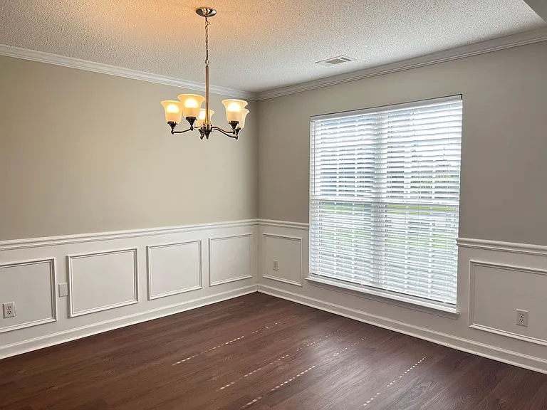 401 Timberwind Dr — Photo 7