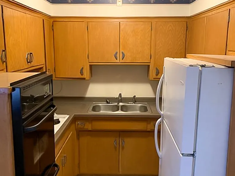 Shepard Terrace Apartments — Photo 21