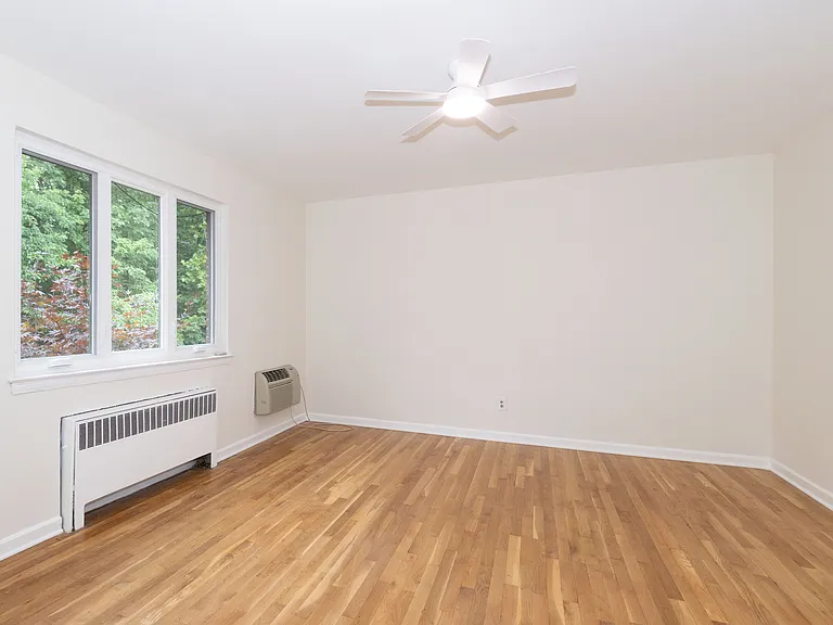 7B Stone Hill Rd #B — Photo 9