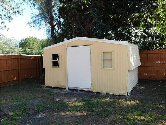 4th image of 5117 E 32nd Ave