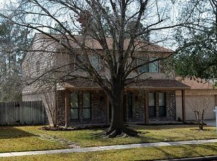 8015 Goldengrove Dr, Spring, TX 77379