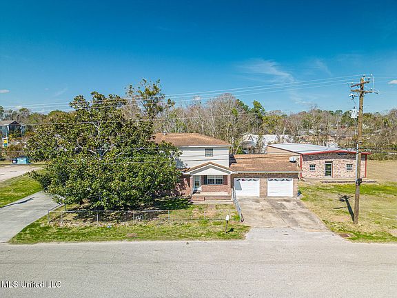 4th image of 3222 Toncrey Rd