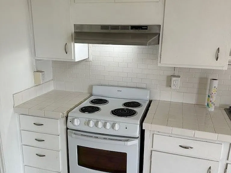 679 Point Brown Ave NW — Photo 5