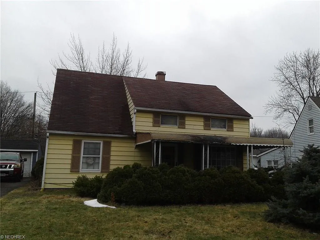 19504 Cherrywood Ln photo 1