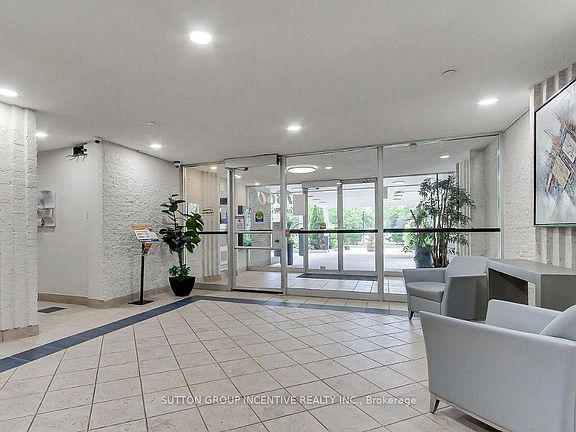 3rd image of 1360 York Mills Rd #Penthouse 7