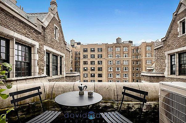 1st image of 527 W 110th St APT 93
