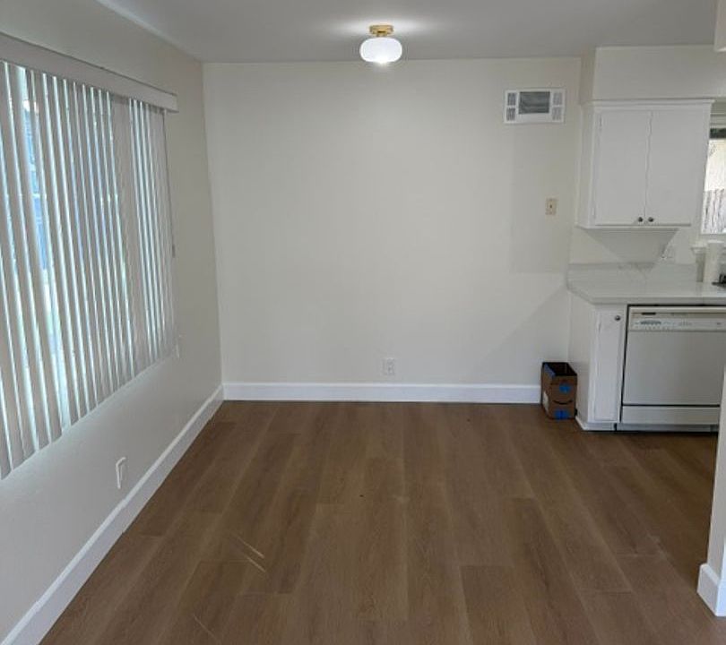 1st image of 1815 Gina Dr #1815