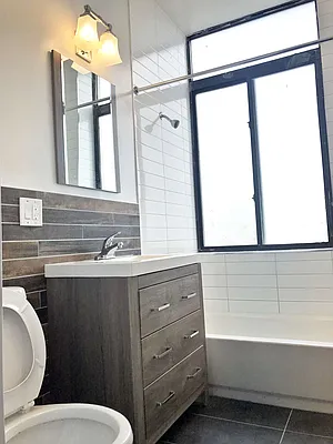 Rented by Ridgewood Realty Group | media 15