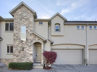 1581 W Wyngate Park Dr, South Jordan, UT 84095