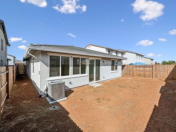 Starblossom 59 Backyard