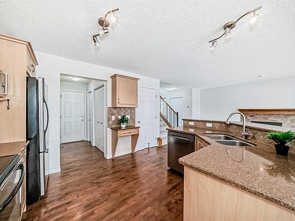 5th image of 273 W Everridge Way SW