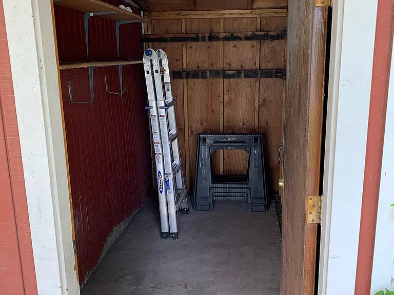 Tool Shed, locking
