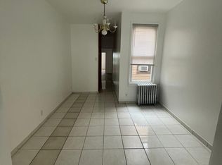 6817 60th St APT 2L, Ridgewood, NY 11385