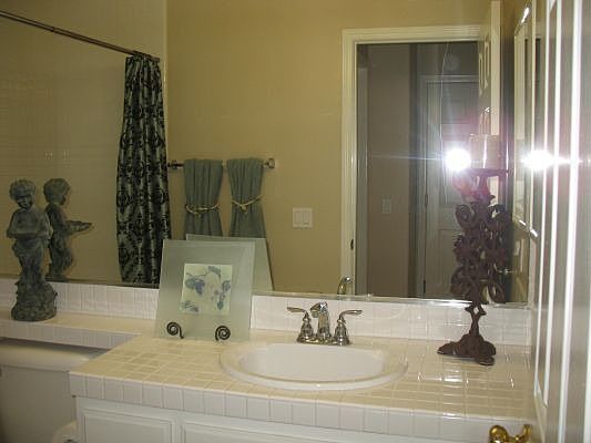 5th image of 2464 Gillingham Cir