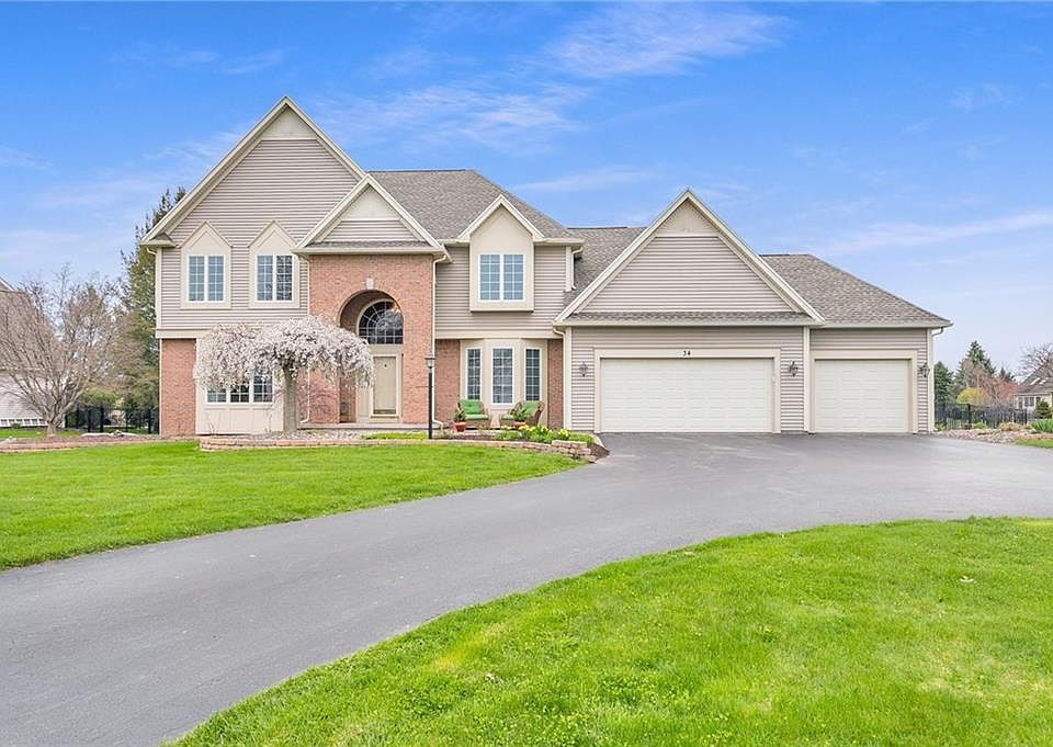 1st image of 34 Rockbridge Ln
