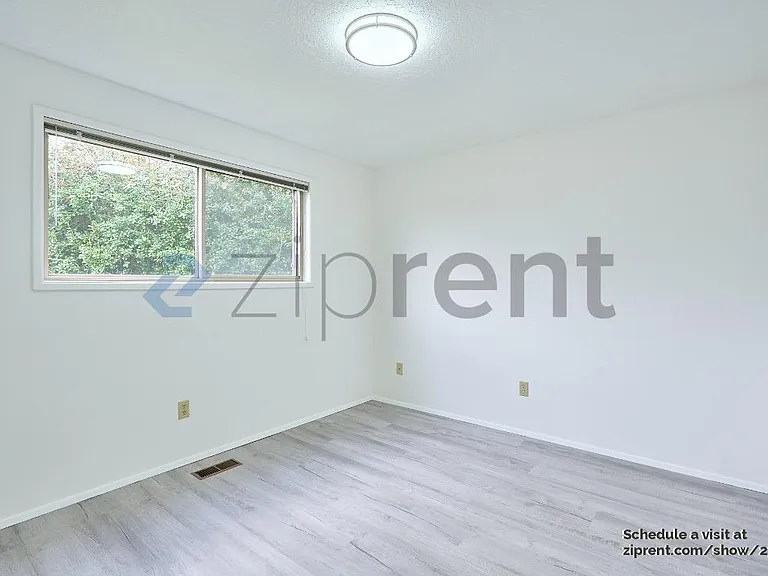4547 NW Tumalo Ct — Photo 14