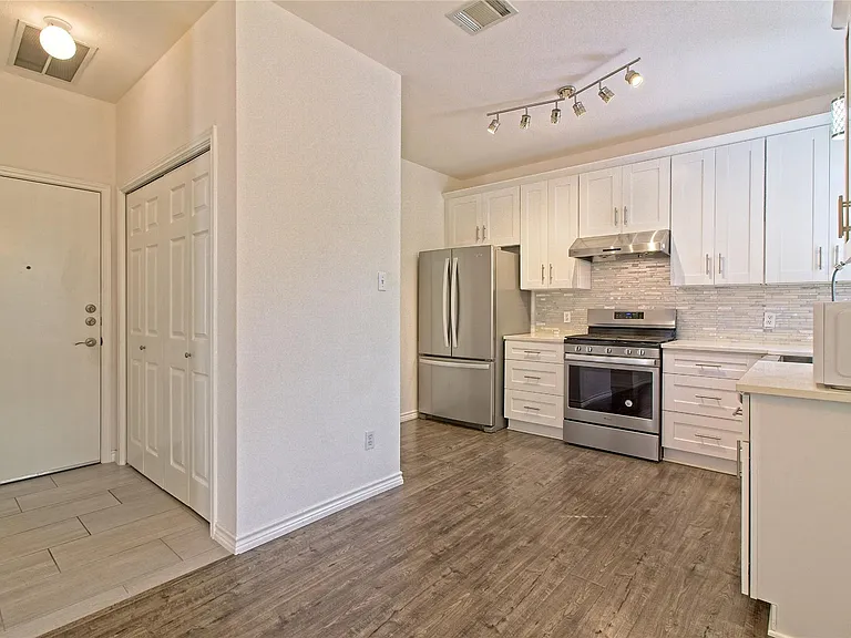 13421 Tossa Ln — Photo 11