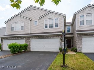 1880 Candlelight Cir, Montgomery, IL 60538