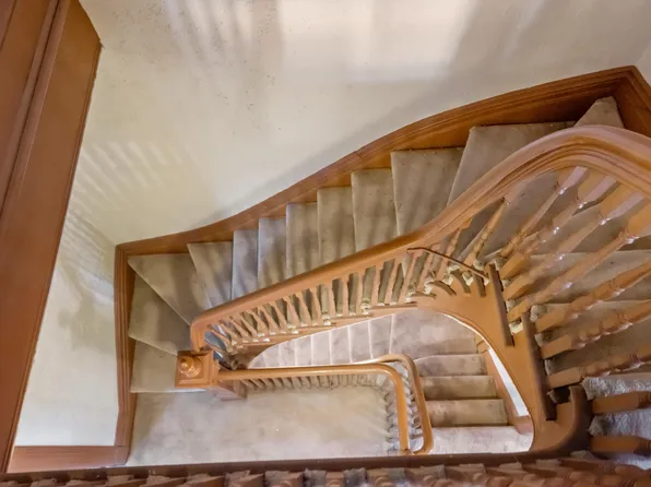 1433 Union Street image 8 of 18