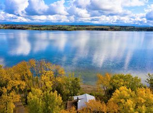 584 Lake Rd, Crown Point, NY 12928